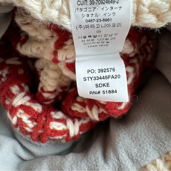 Patagonia Snowbelle Beanie Red and Cream - Picture 4 of 6